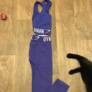 GymShark Fit leggings and matching sports bra